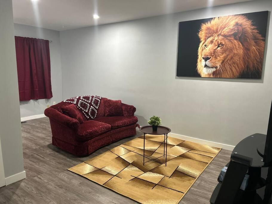 Apartment Cute Highland Park Entire Unit B Calgary
