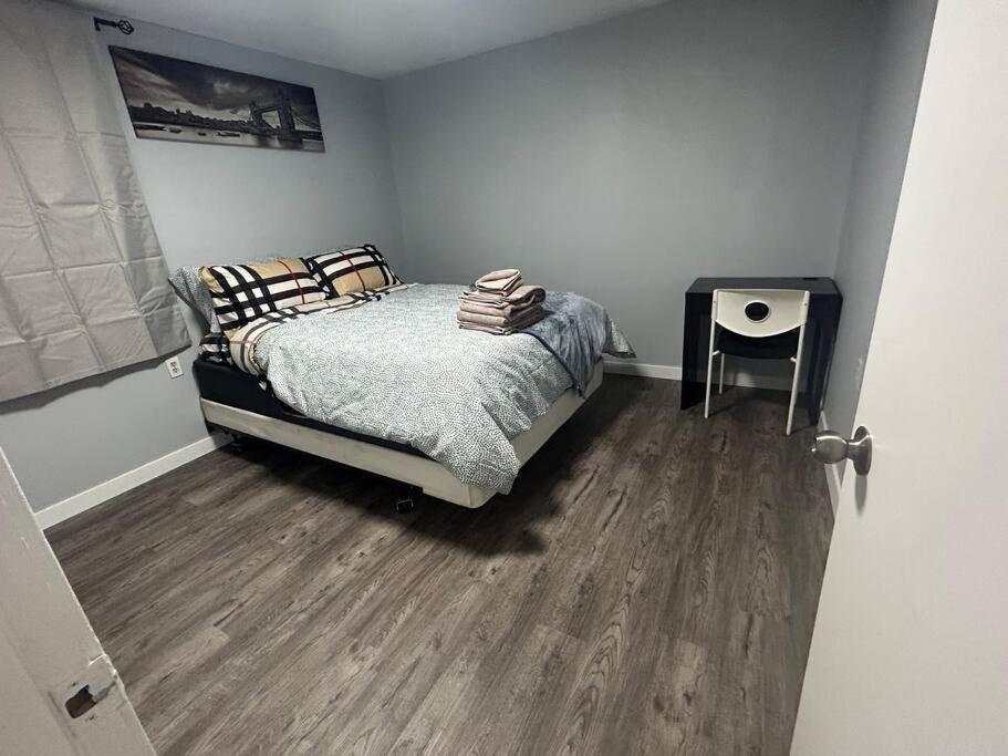 Cute Highland Park Entire Unit B *